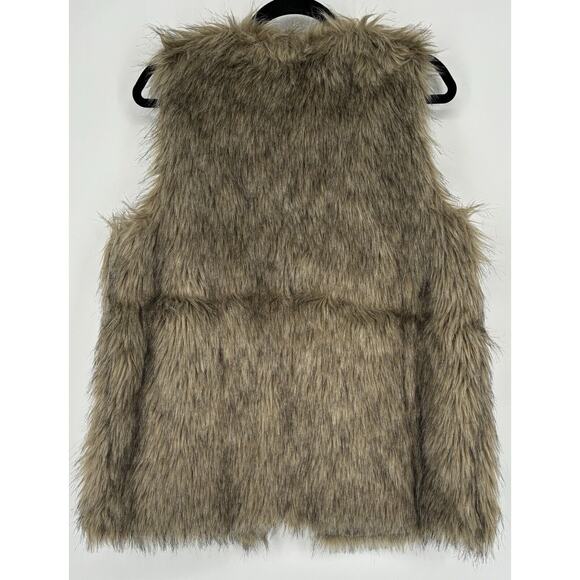 NEW‎ Escalier Women's Faux Fur Vest Khaki Size 12 Sleeveless Luxury Classy NWT - Picture 2 of 6
